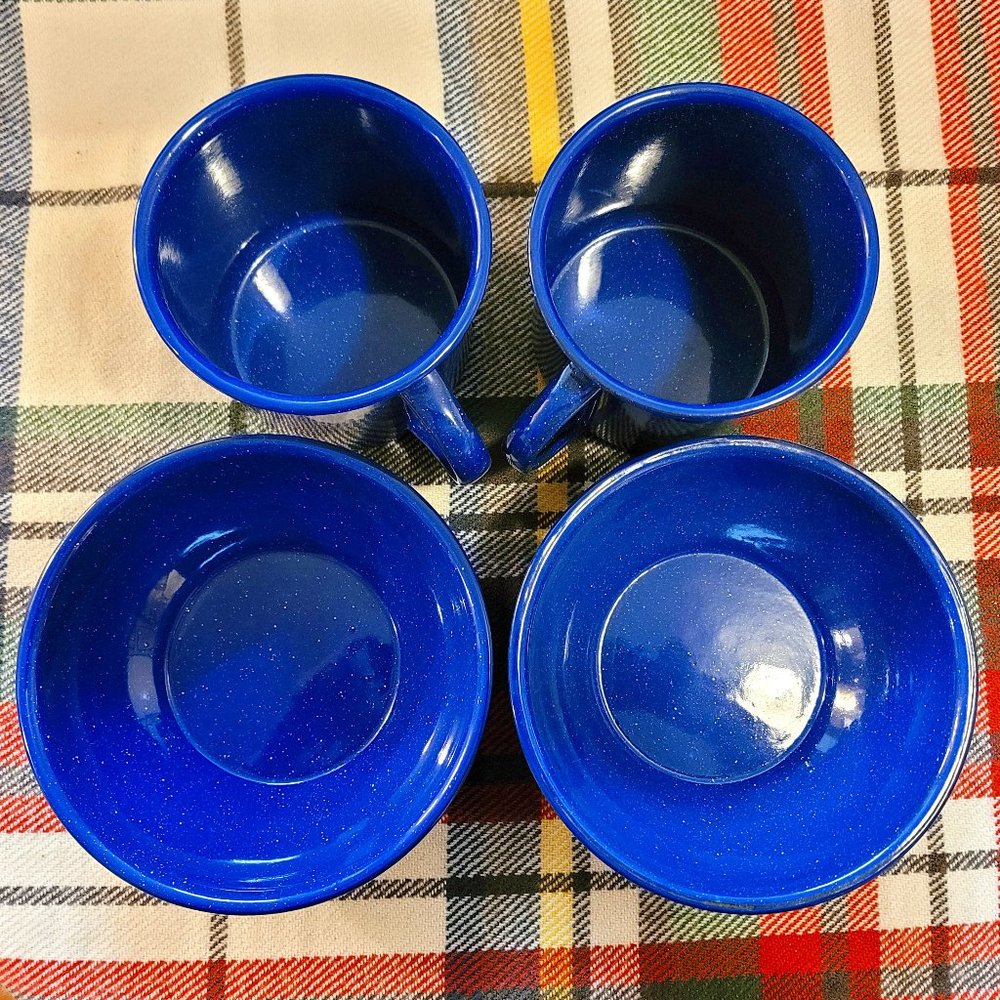 Coleman camping/RV 4 piece enamelware set: 2 mugs, 2 bowls, pre-owned